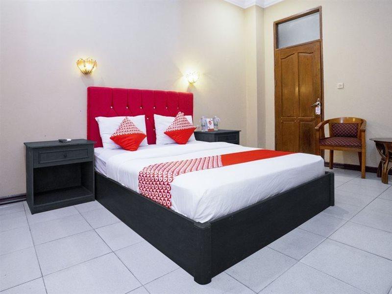 Urbanview Hotel Gading Kencana Samarinda By Reddoorz Buitenkant foto